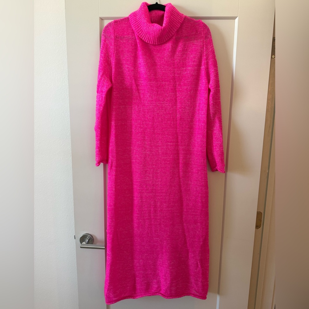 SUNDAYUP Fuchsia Knit Long Sleeve Midi Dress